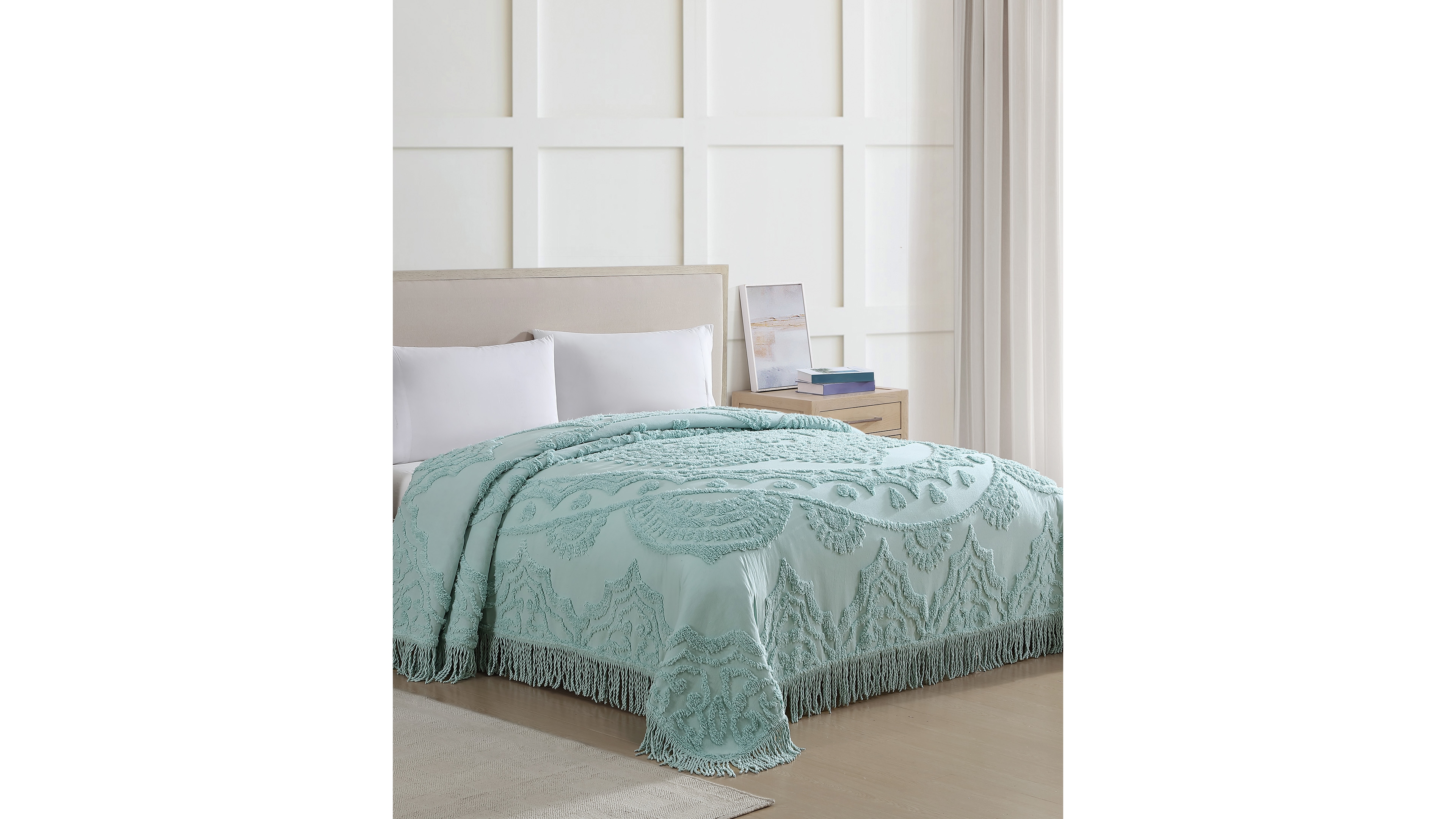 Beatrice Home Fashions Lotus Chenille Lightweight Bedspread, Queen