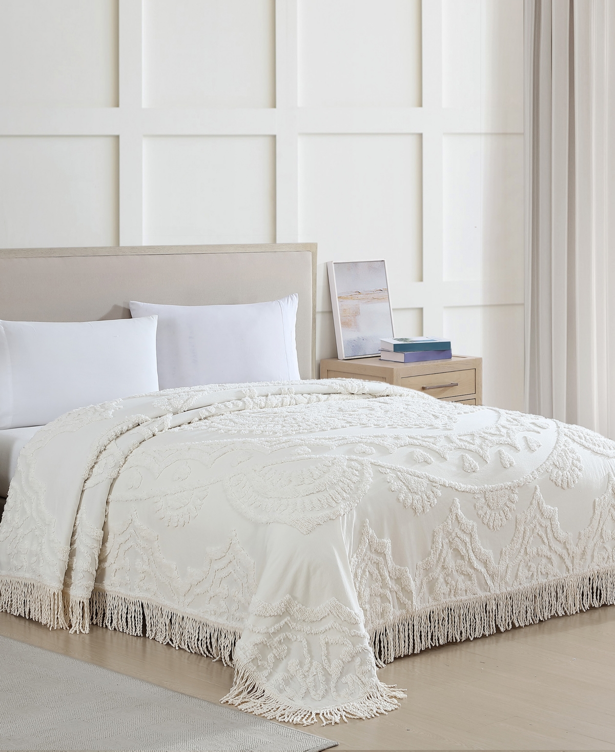 Beatrice Home Fashions Lotus Chenille Lightweight Bedspread, Queen