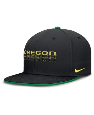Nike - Men's Black Oregon Ducks True Primetime Performance Fitted Hat