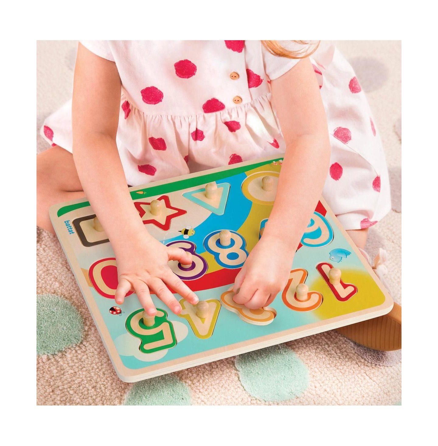 Детские игрушки Battat Puzzle n' Learn Wooden Alphabet and Numbers & Shapes Peg Puzzles, 2-Piece Set, Ages 2+, цвет: Assorted Pre-Pack — фото 2