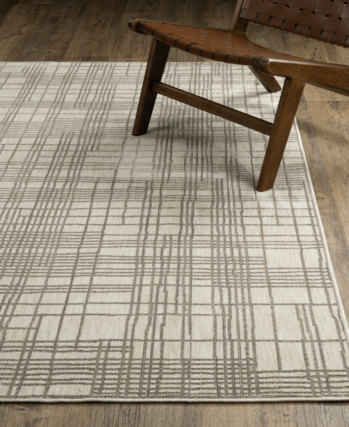 Oriental Weavers Hunter Hnt01 6'7"x9'6" Area Rug In Neutral