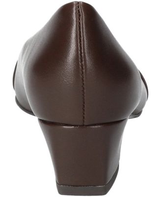 Lyanna Women's Block Heel Pumps