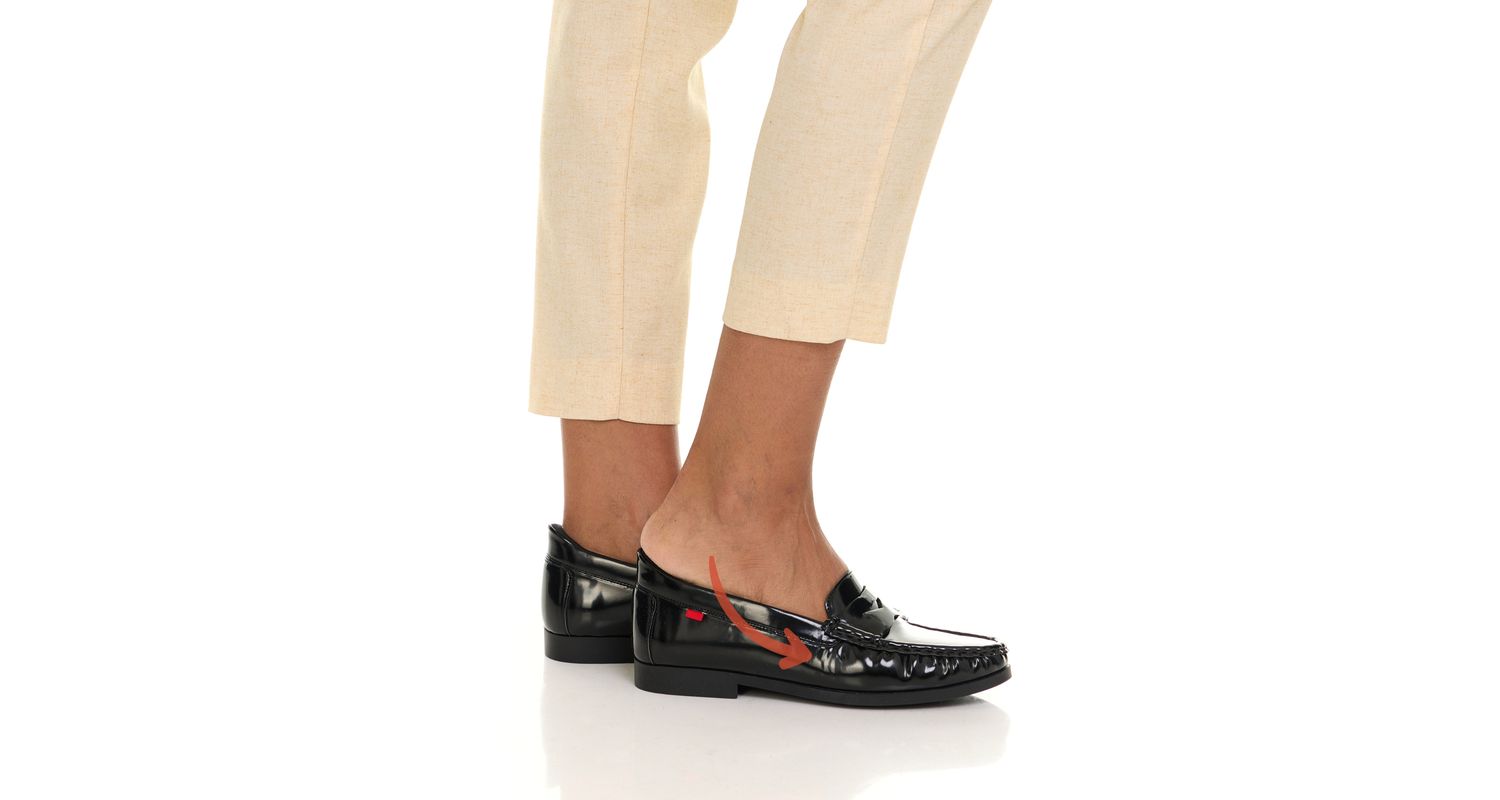 Womens Newbury Street Hands-Free Slip On Technology Penny Loafers