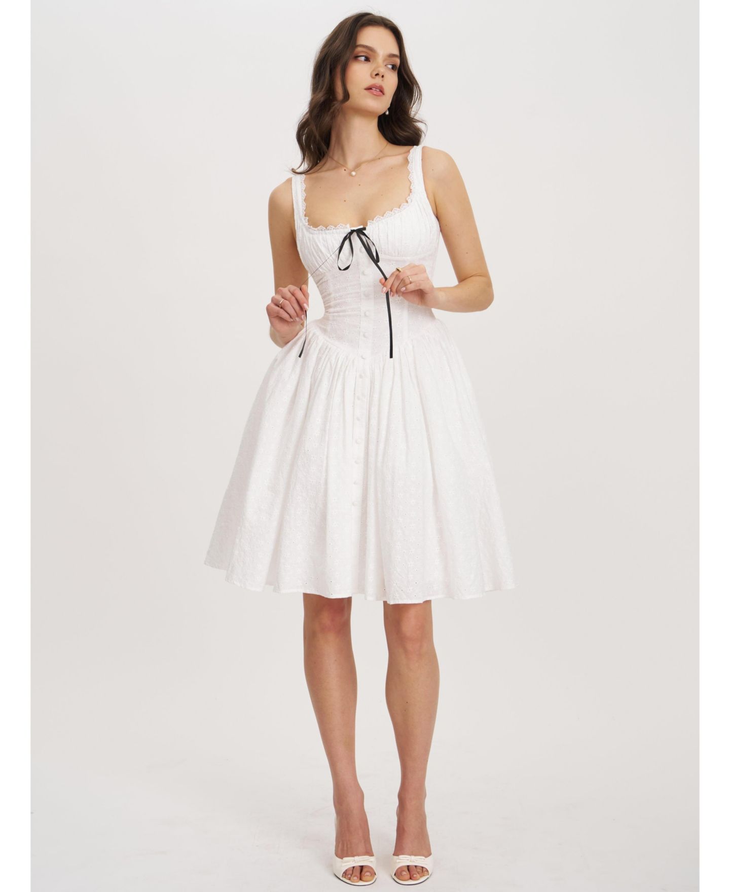 Женское платье Miss Circle Madison Cotton Eyelet Square Neck, цвет: Белый — фото 8