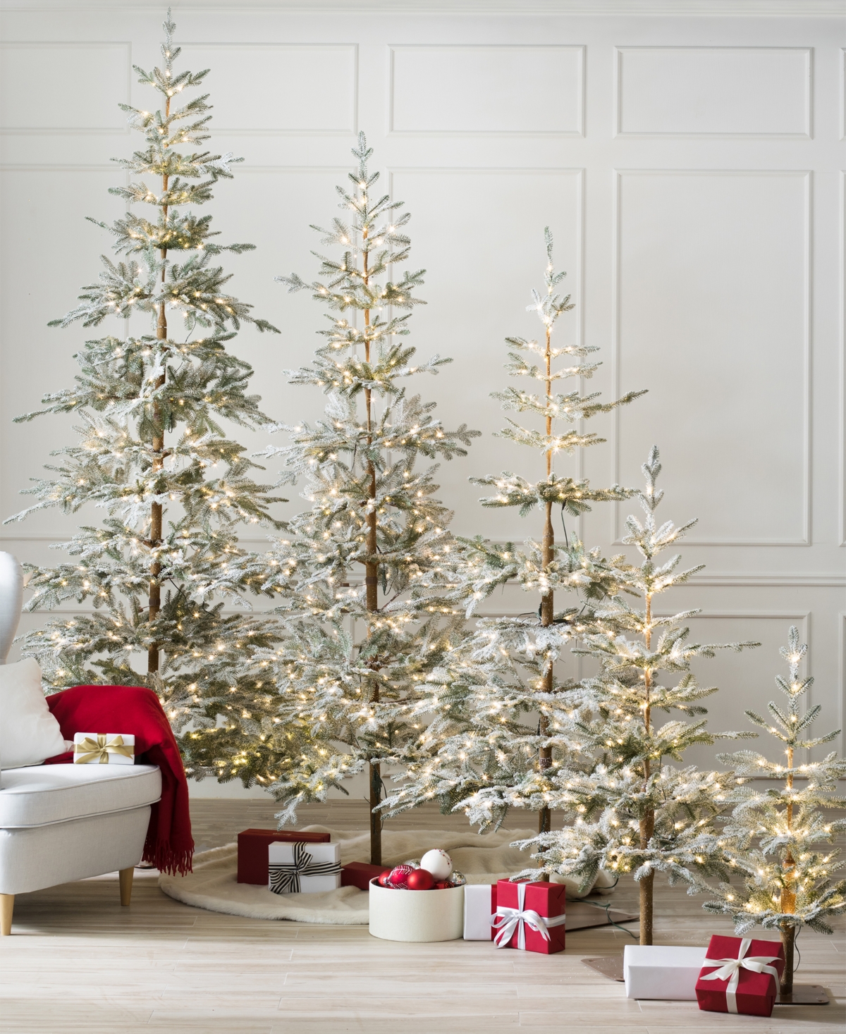 Balsam Hill 7.5 Ft Pre-lit Frosted Alpine Balsam Tree In White