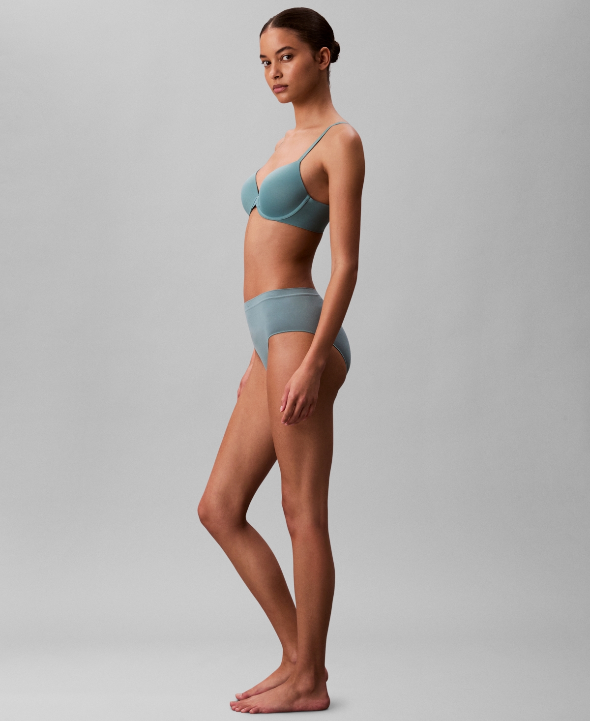Calvin Klein Women's  Perfectly Fit Lightly Lined Full Coverage T-shirt Bra F3837