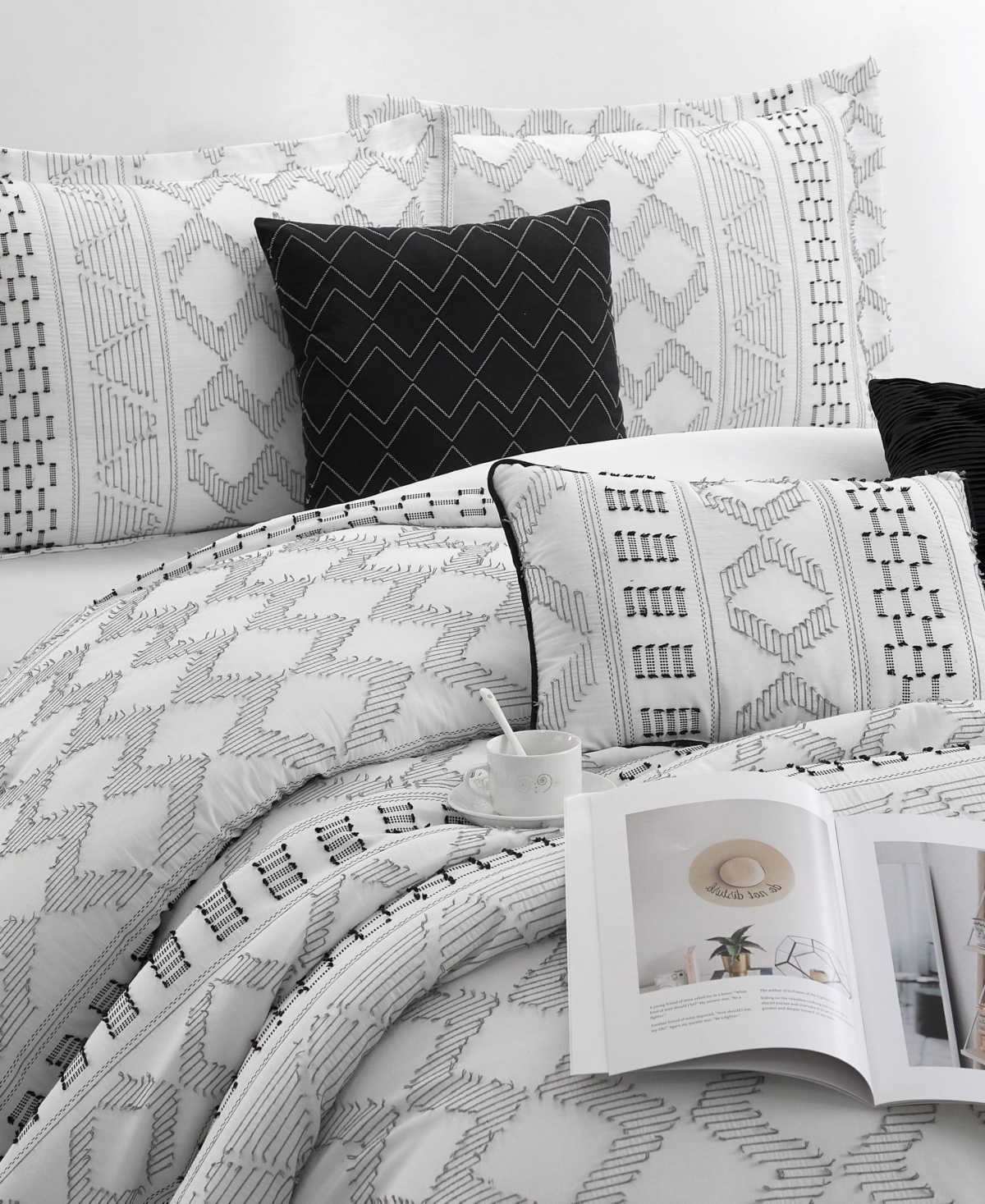 Stratford Park Ariana Geometric 7-pc. Comforter Set, Queen In Multi