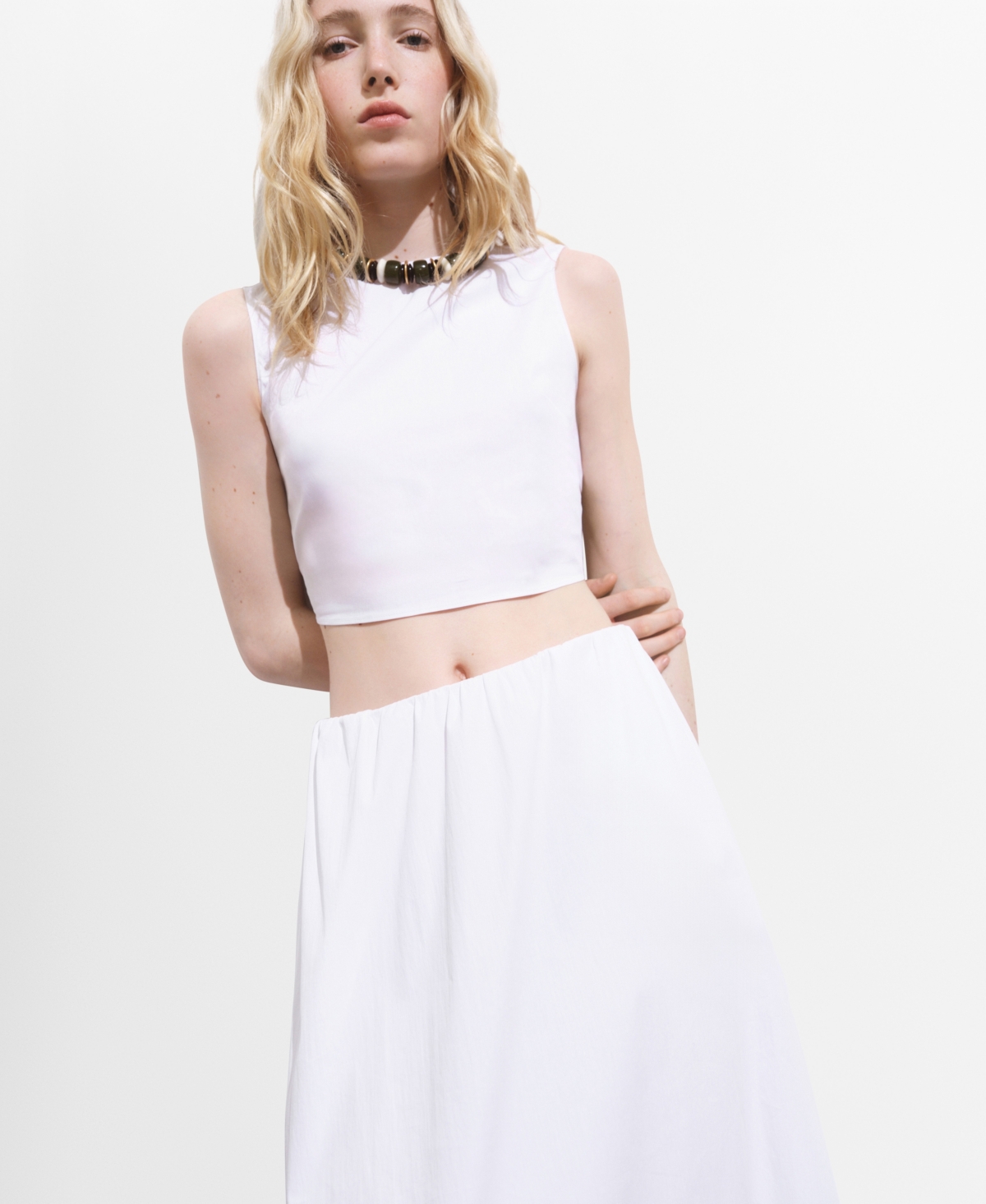 Mango Crop Top With Bow On The Back White In White