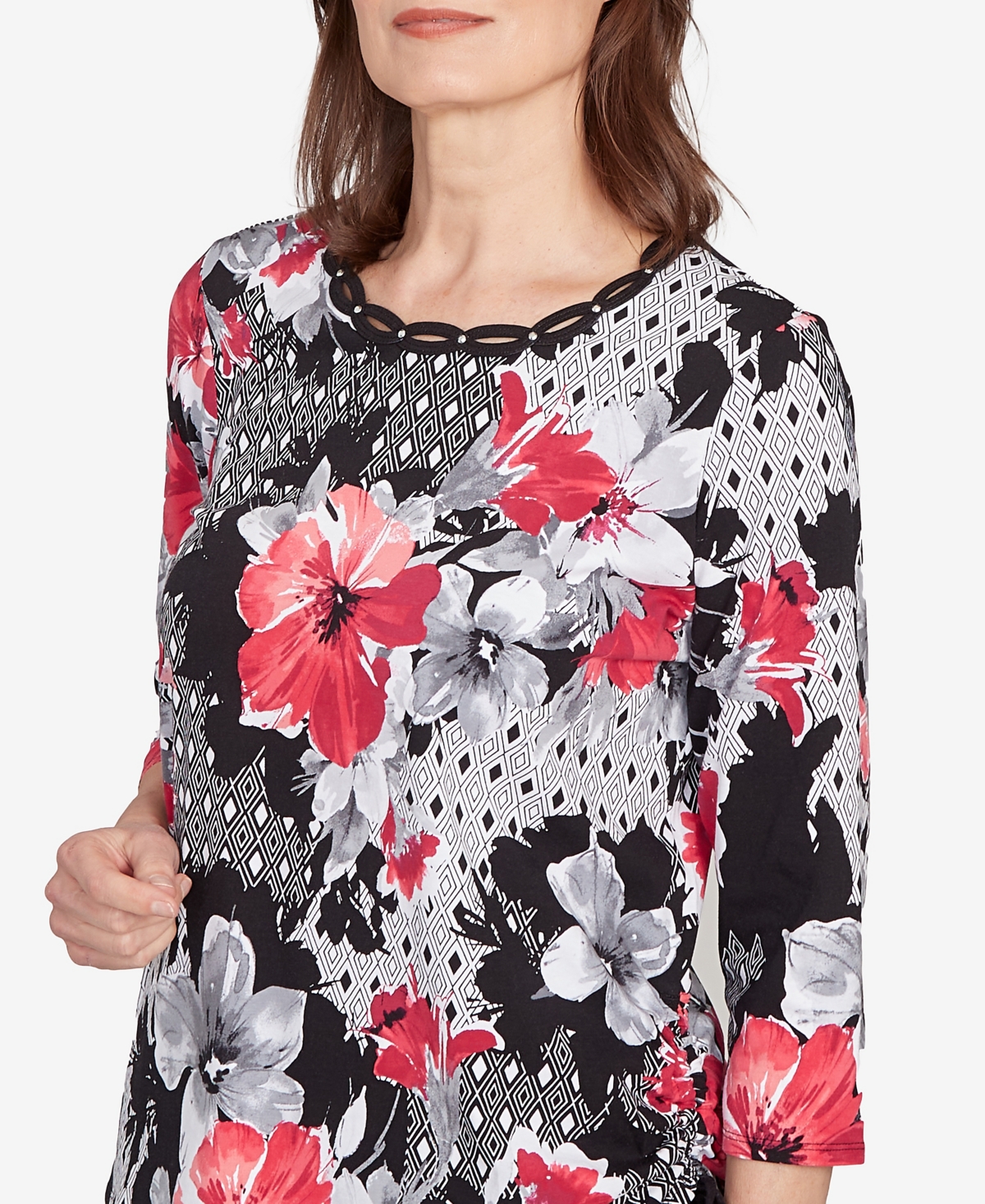 Alfred Dunner Petite Patchwork Floral Top In Red