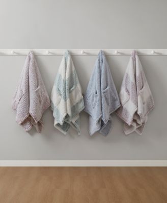 Cozy Sherpa Wrap, 50" x 60"