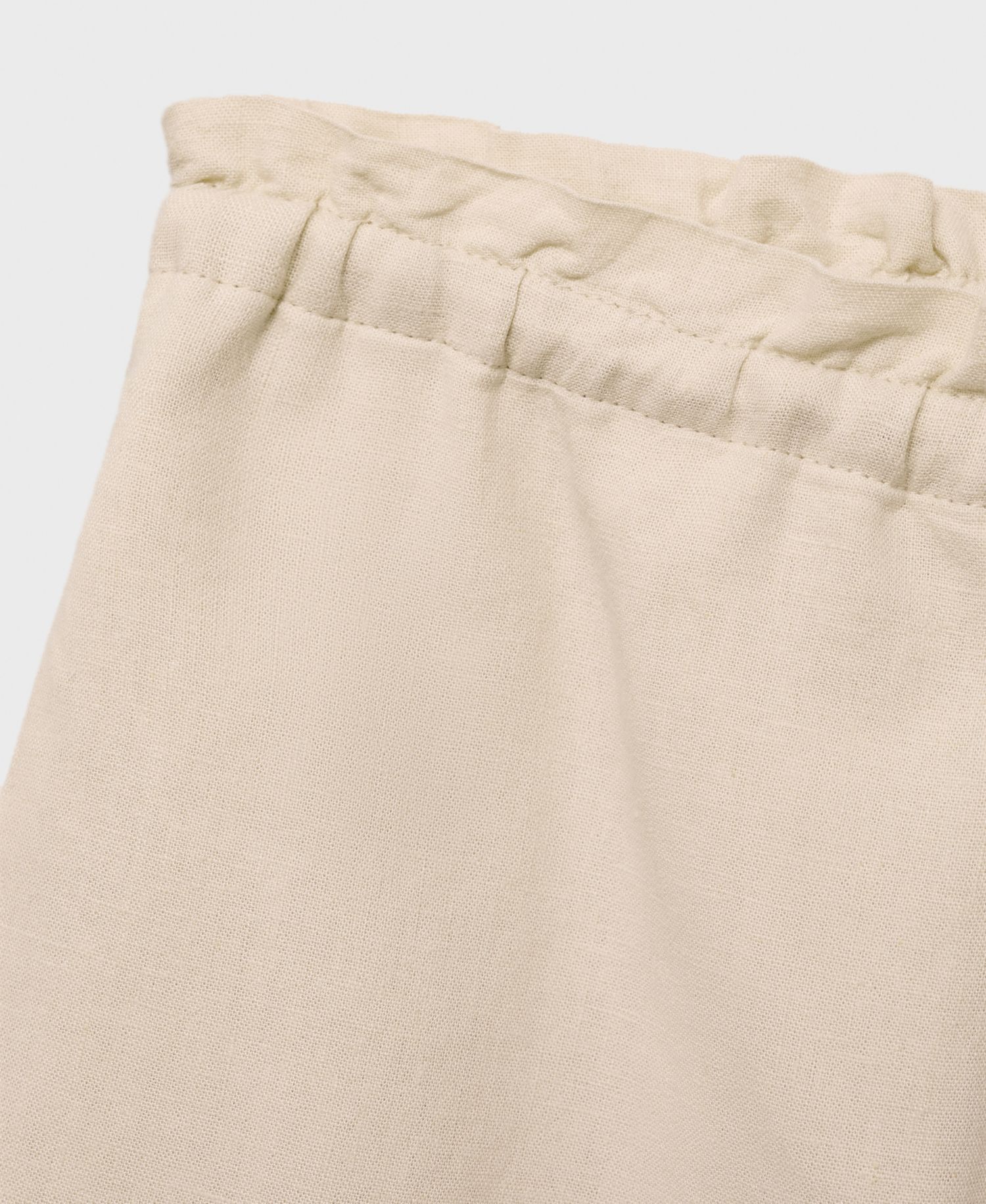 Women's Straight-Fit Drawstring Linen Shorts