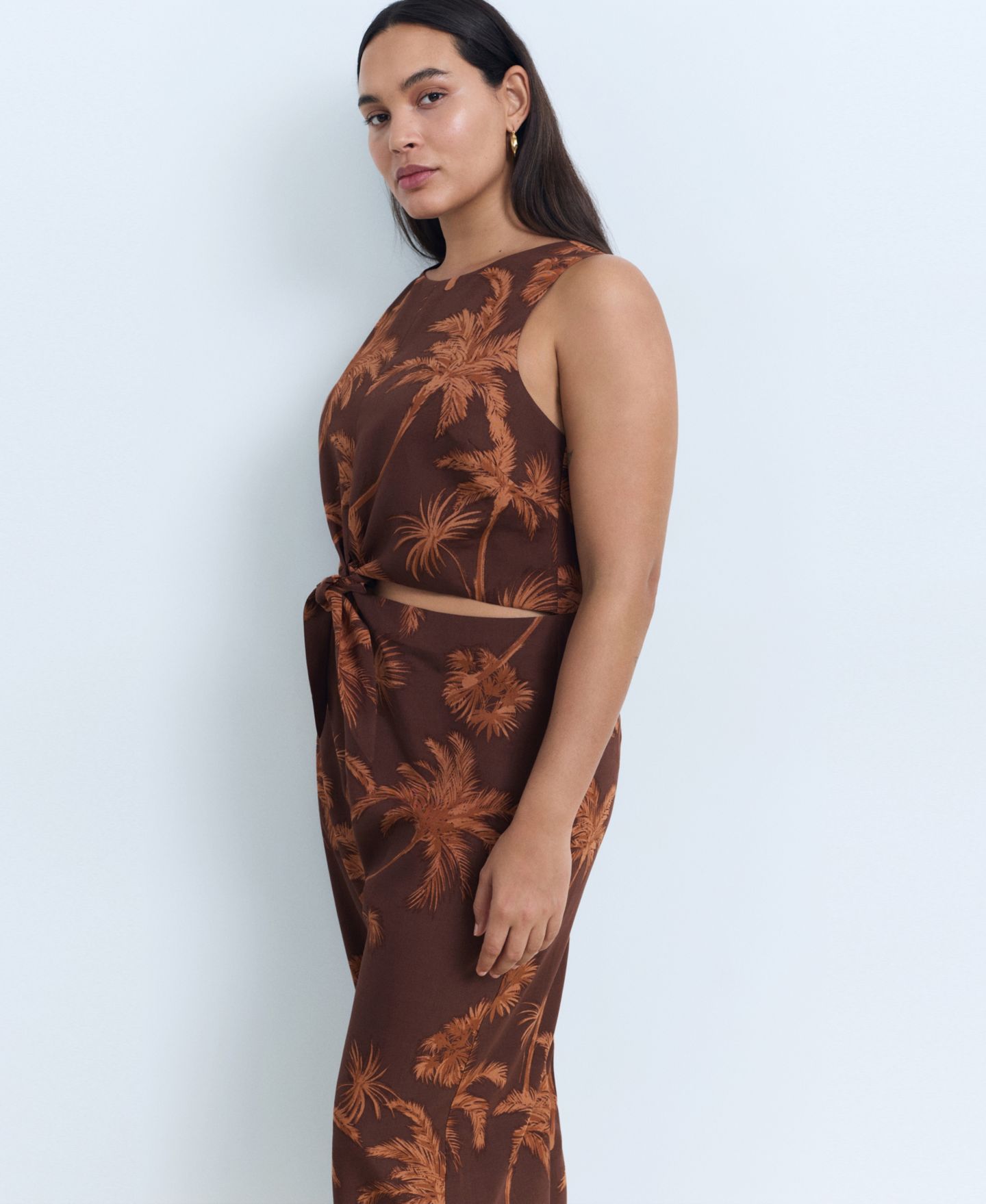 Женский комбинезон MANGO Cut Out Knot Detail Lyocell Jumpsuit, цвет: Коричневый — фото 5