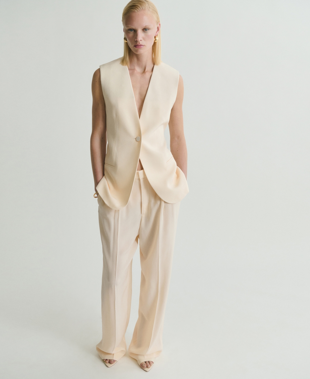 Mango Long Flowy Gilet Vanilla In Neutral