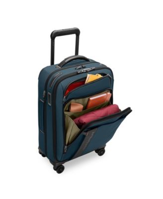 Essential 22" Carry-On Expandable Spinner
