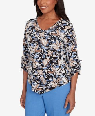 Petite Tie Sleeve Brushstroke Floral Knit Top