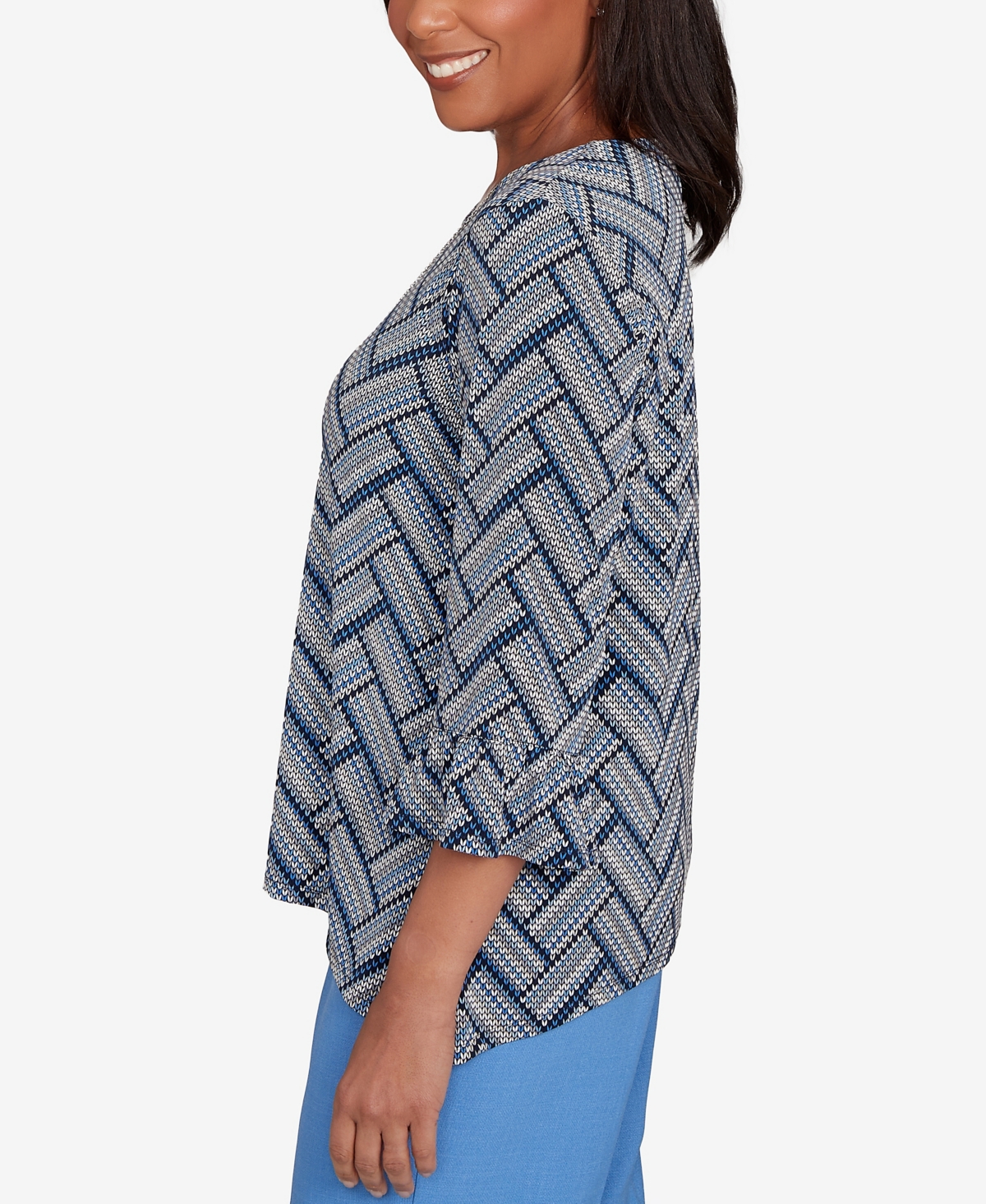 Alfred Dunner Petite Chevron Textured Knit Top With Necklace In Gray