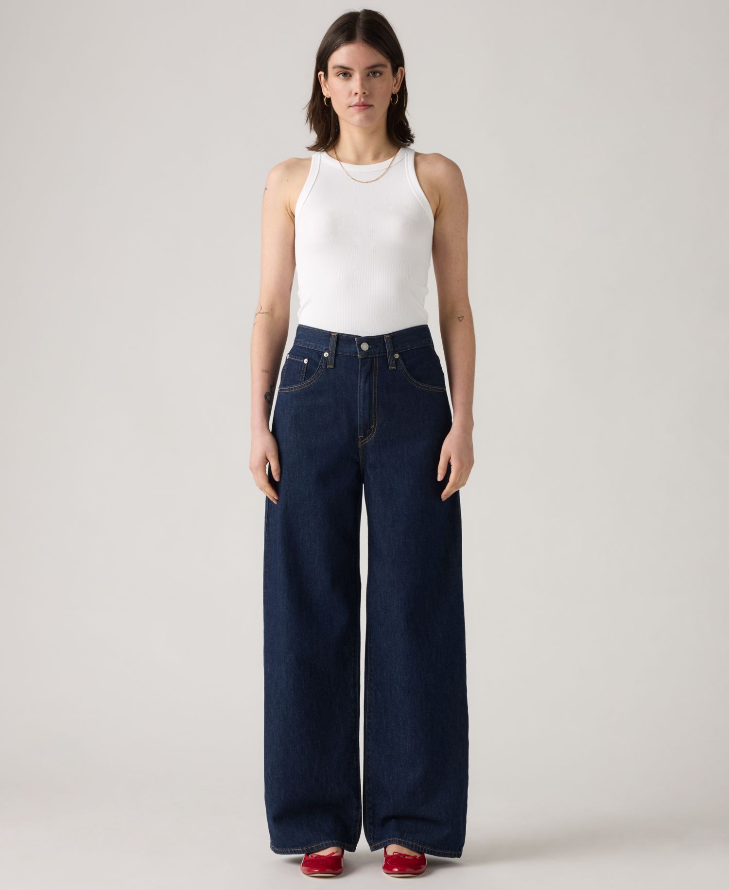 Women's Cinch-Waist Lightweight Baggy Jeans