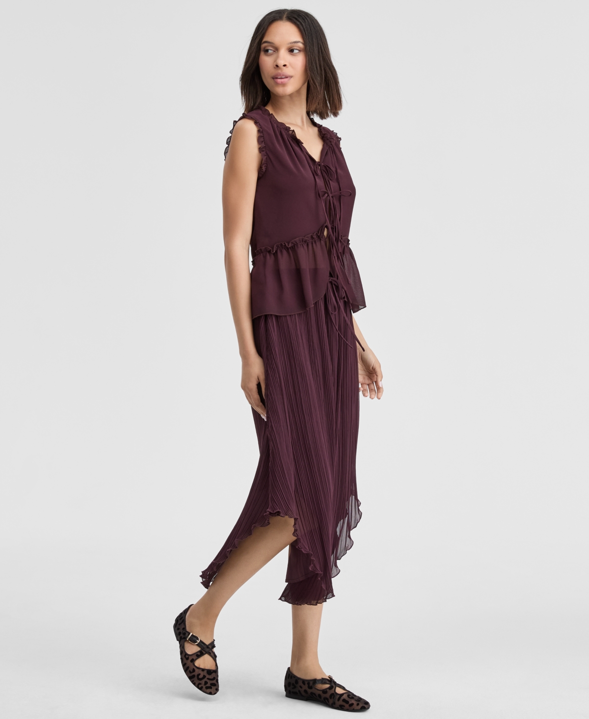 On 34th Women's Curved-hem Pleated Skirt, Macy's Exclusive In Brown