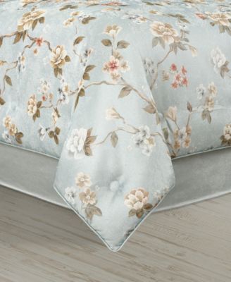 Prestige Floral 4-Pc. Comforter Set, Queen