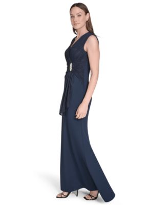 Women's Sleeveless V-Neck Gown