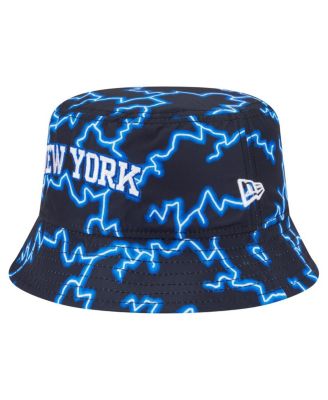 New Era - Men's Black/Light Blue New York Knicks Summer Sun and Storm Reversible Bucket Hat