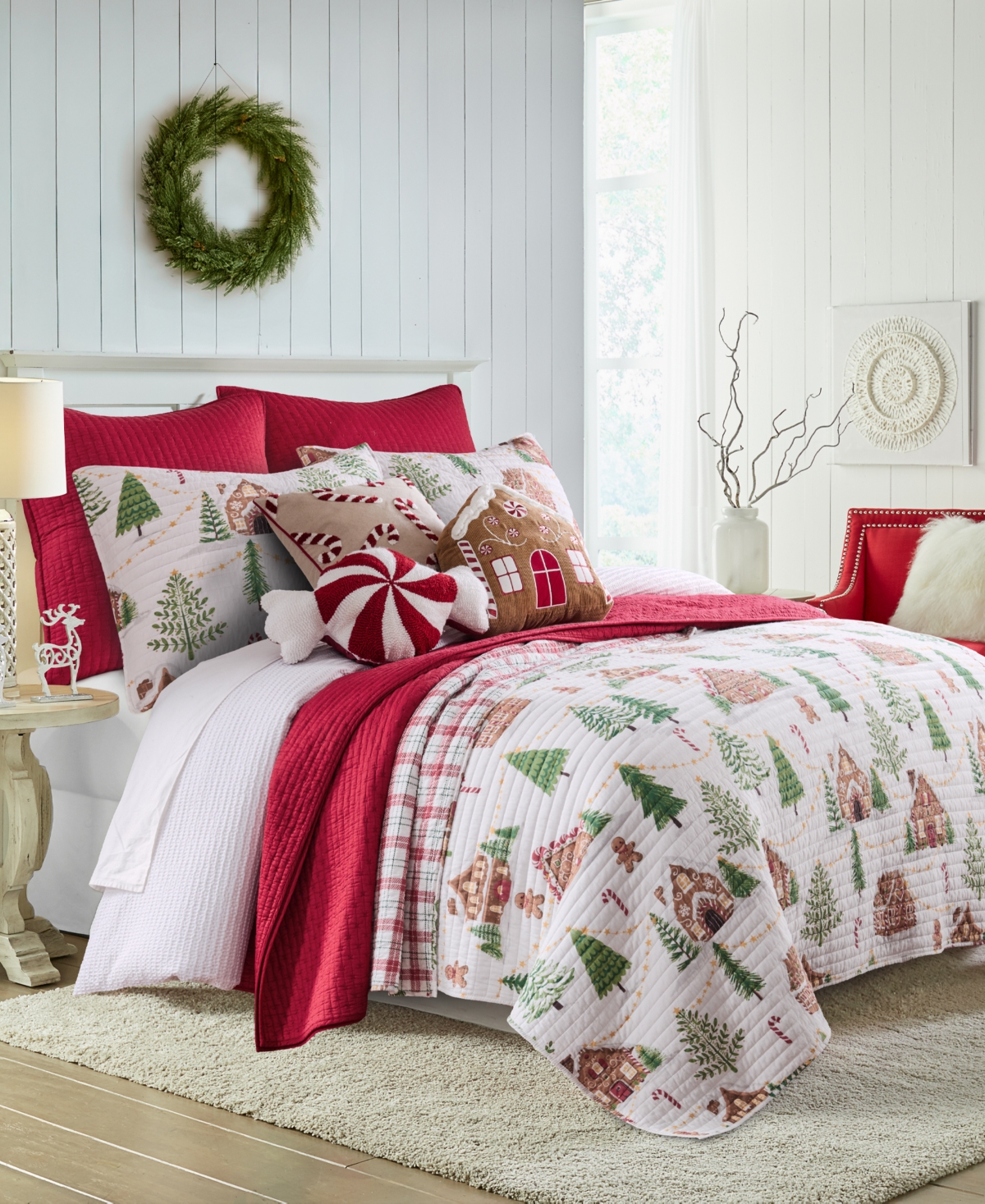 Levtex Home Gingerbread Village Reversible Quilt, King/California King