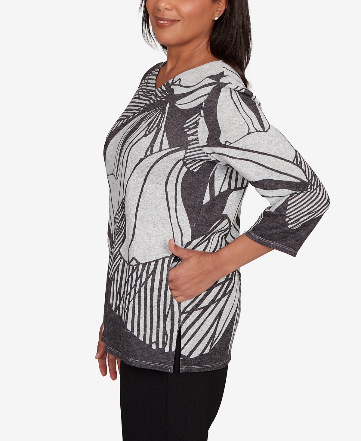 Alfred Dunner Women's Classic Abstract Floral Stripe V-neck Top In Multi