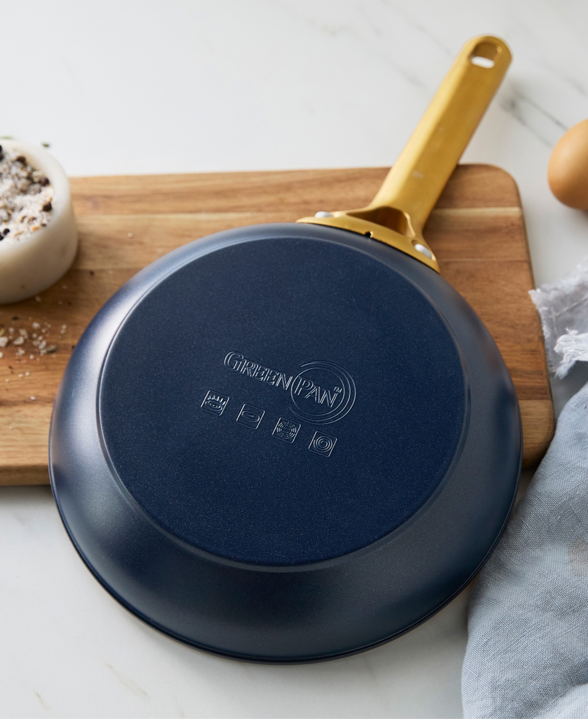 Greenpan Reserve 8-inch Ceramic Nonstick Frying Pan In Blue
