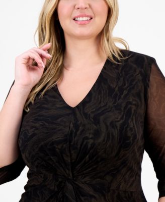 Plus Size V-Neck Mesh Elbow-Sleeve Dress