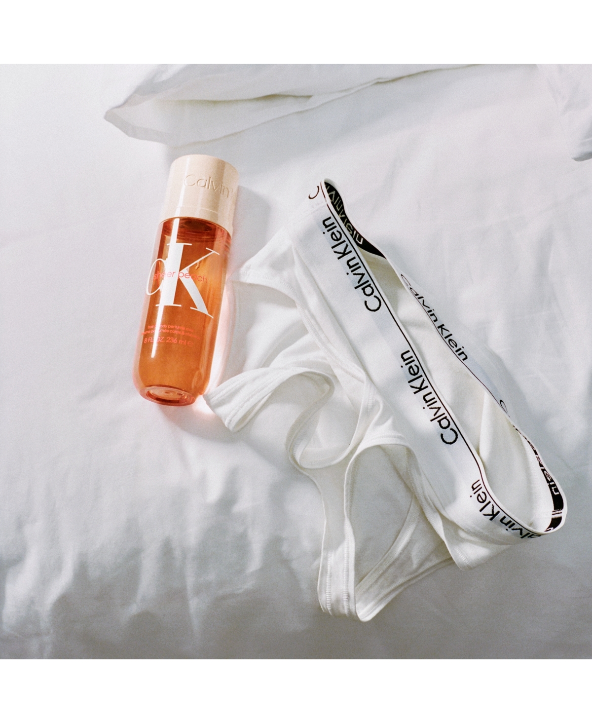 Calvin Klein Ck Sheer Peach Hair & Body Perfume Mist In Transparent