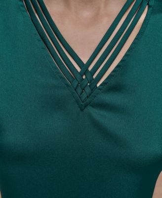 Women's Sleeveless V-Neck Blouse Top