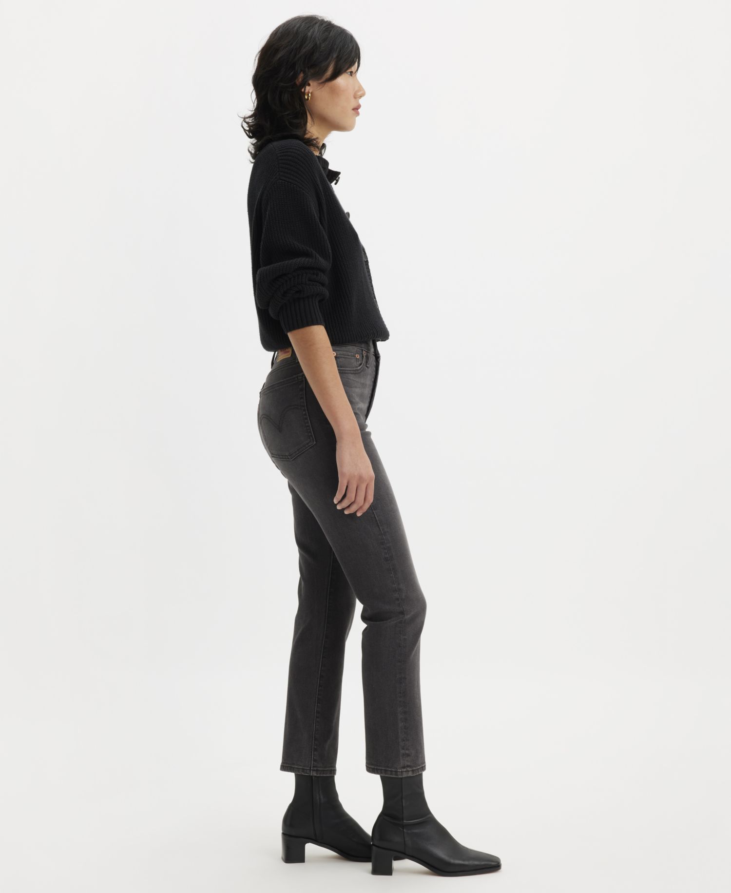 Women's Wedgie Straight-Leg High-Rise Cropped Jeans