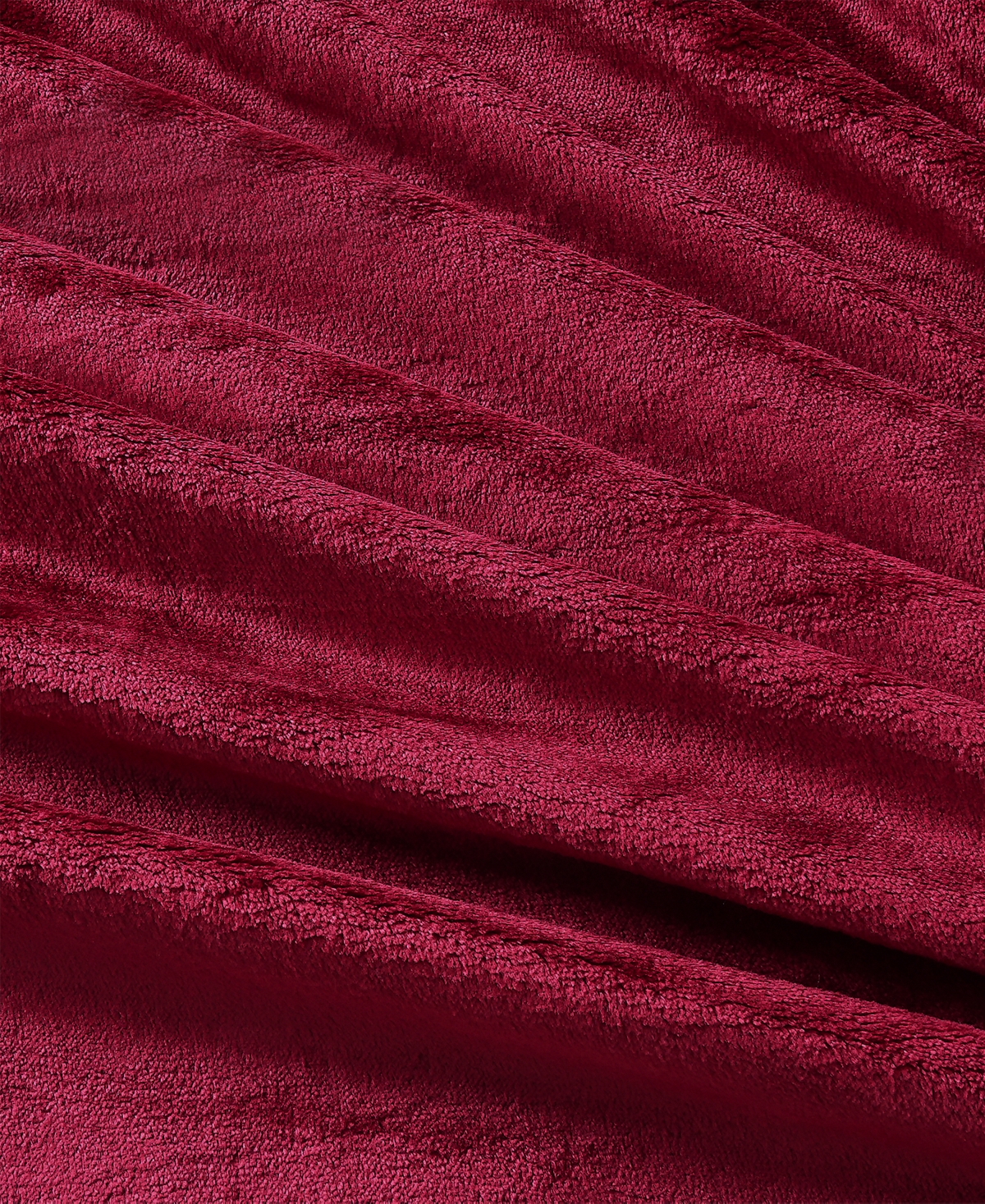 Chalet Decor Velvety Soft Plush Blanket, King In Red