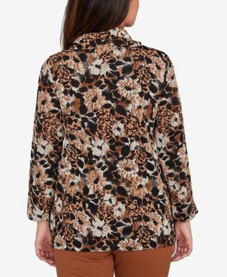 Petite Vintage Paisley Embellished Top