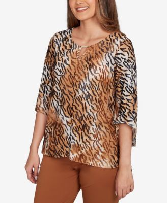 Petite Tie Dye Zebra Jacquard Textured Top