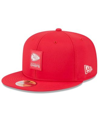 New Era - Men's Red Kansas City Chiefs 2025 Sideline 59FIFTY Fitted Hat