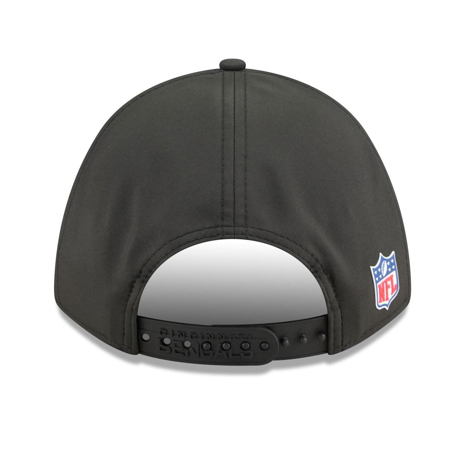 Men's Black Cincinnati Bengals 2025 Sideline M-Crown 9FORTY Adjustable Hat