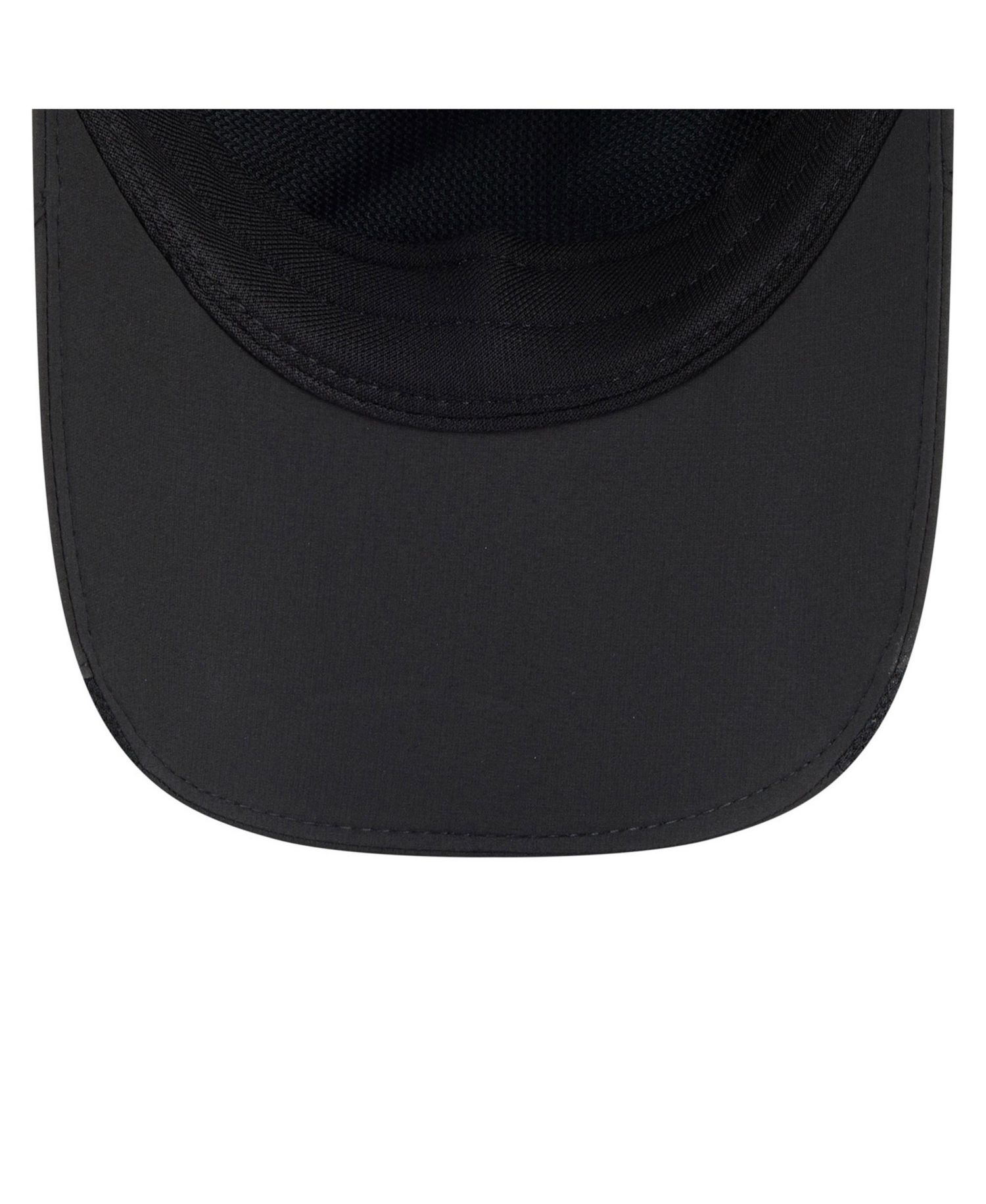 Men's Black Atlanta Falcons 2025 Sideline Runner Adjustable Hat