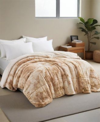 Reversible Medium Weight Plush Faux Fur Comforter, Queen