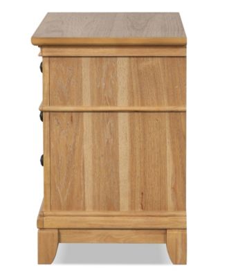 Wellington 26.5" Wood 2-Drawer Nightstand