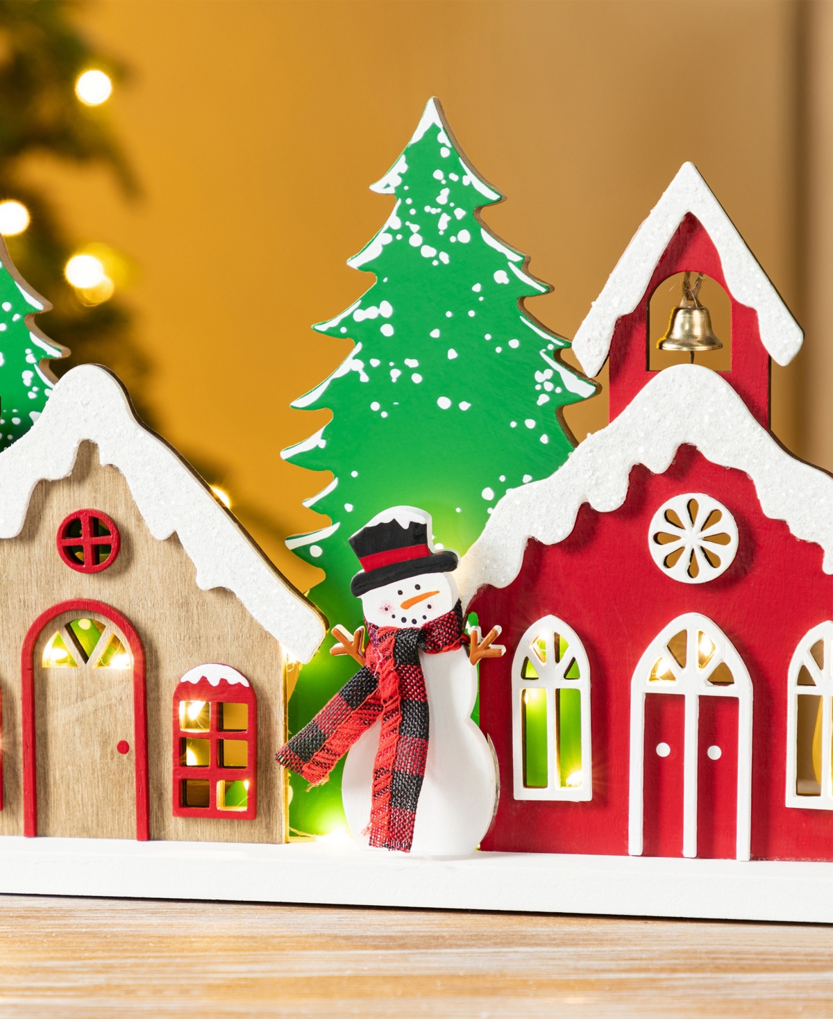 Glitzhome 20" Lighted Wooden Christmas Villages Table Decor In Multi