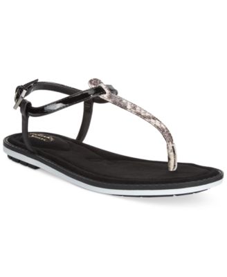 clarks thong sandals
