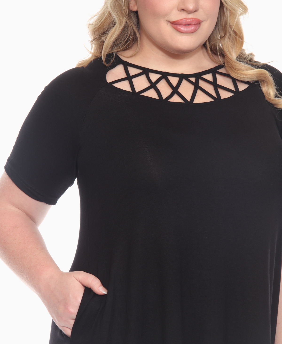 White Mark Plus Size Short Sleeve Crisscross Neck A-line Dress In Black