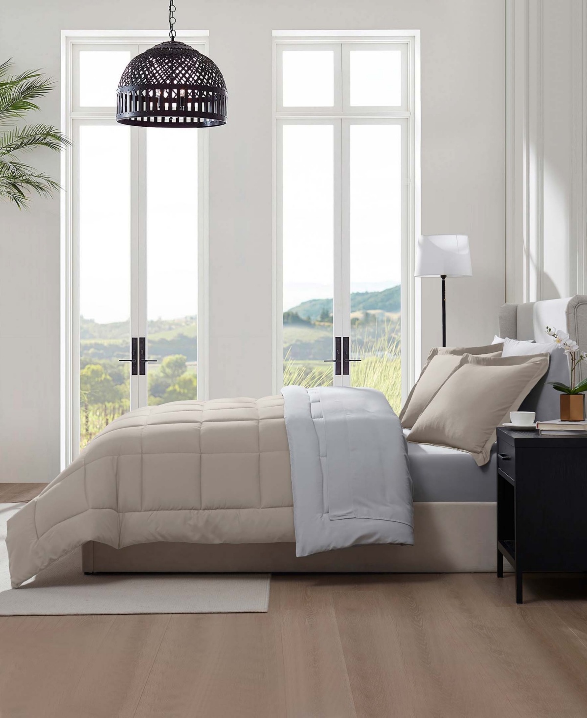 Nestl Luxury Soft Reversible -Pc. Comforter Set