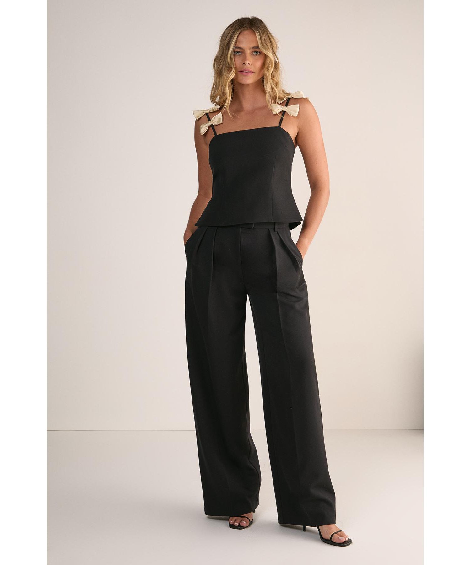 Women's Contrast Bow Tailored Top