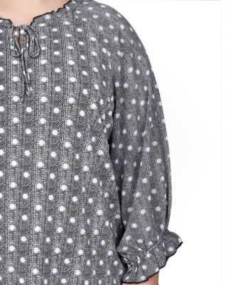 Plus Size 3/4 Sleeve Ruffle Neck Top