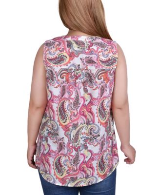 Plus Size Sleeveless Pintucked Top