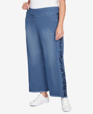 Plus Size Flocked Bootcut Ankle Jeans