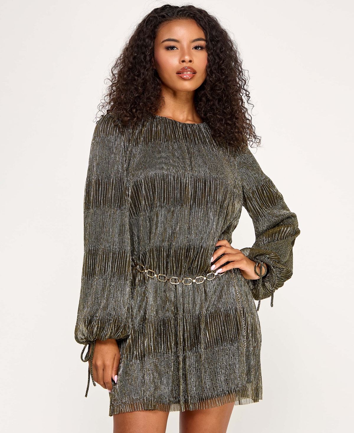 Seni & Cade Juniors' Metallic Pleated Knit Trapeze Belt Dress In Gray