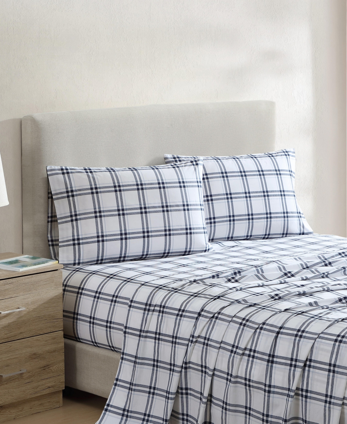 Nautica Closeout!  Cotton Percale 3-piece Sheet Set, Twin In Multi